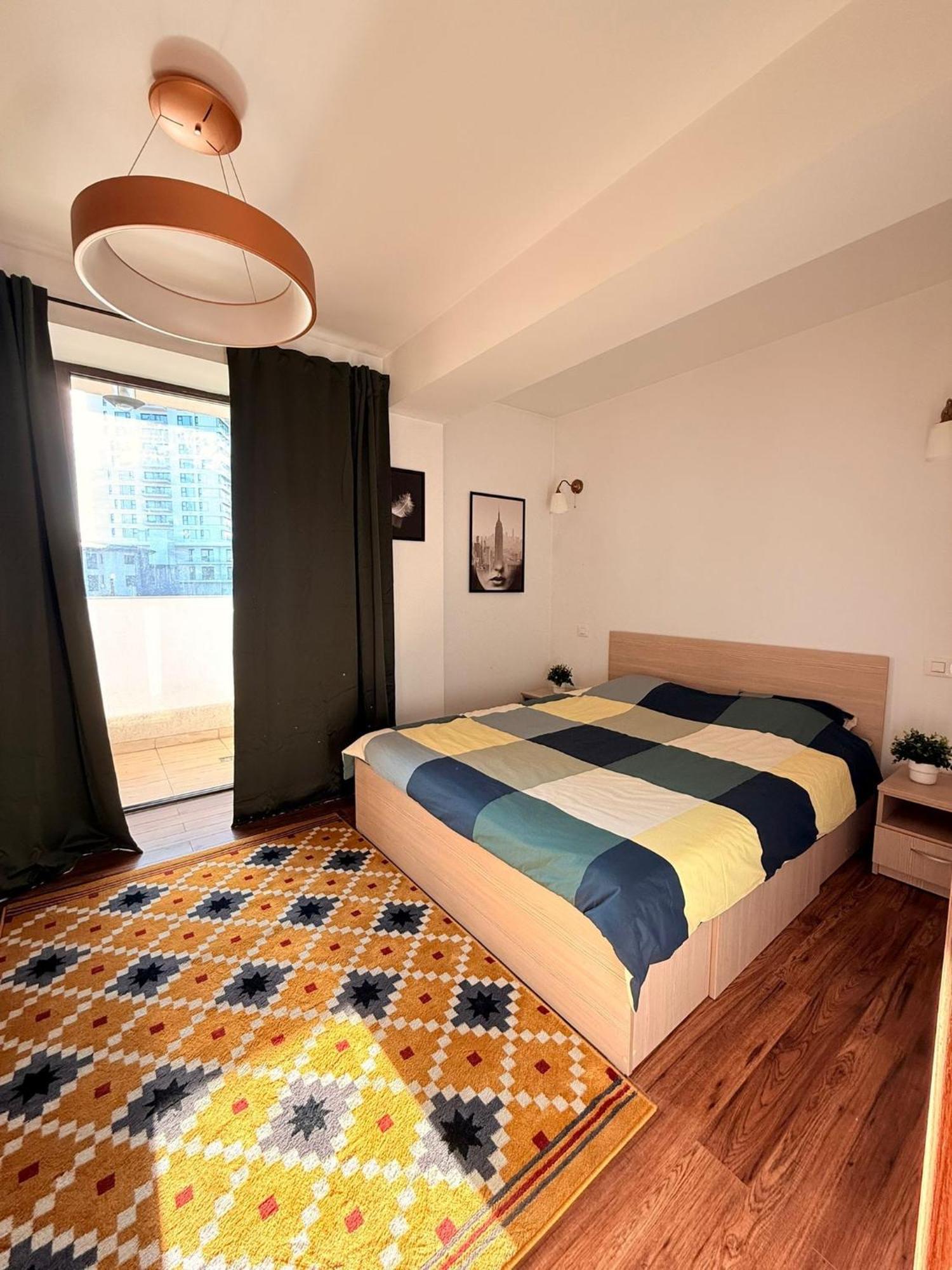 Cozy Apartment With Self Check-In Near Promenada Mall And Verdi Park Бухарест Екстер'єр фото